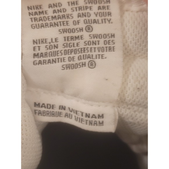 Size 9.5 - Nike Air Force 1 High '07 LV8 Just Do It 2018 - AQ9648-100 - Picture 8 of 10